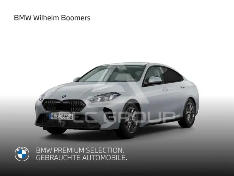 2025 BMW 220