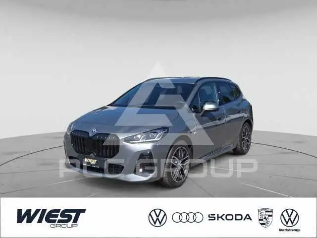 2025 BMW 225