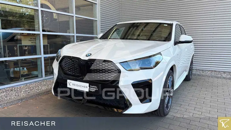 2025 BMW iX