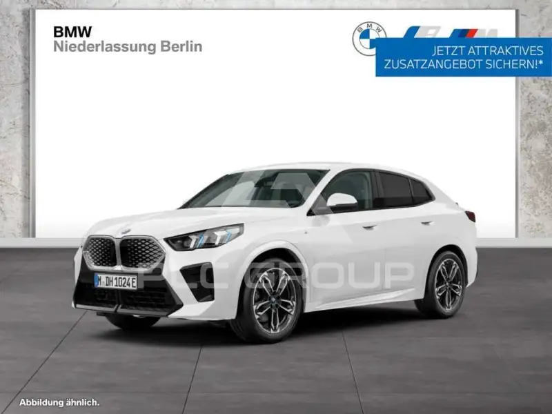2025 BMW iX