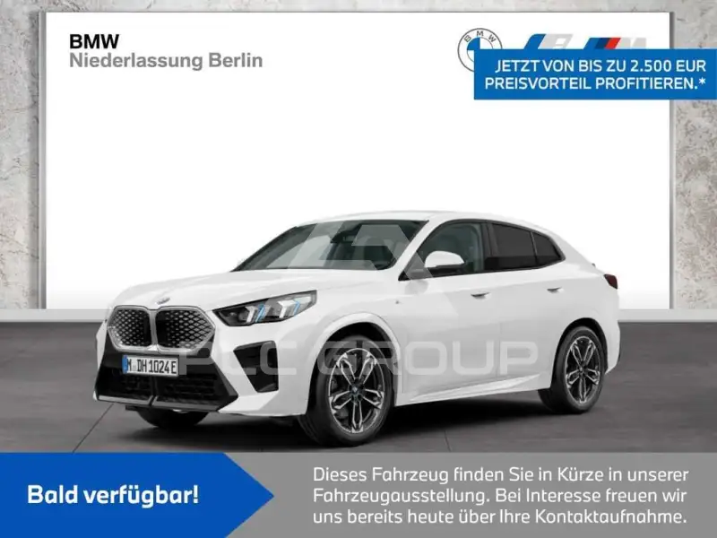 2025 BMW iX