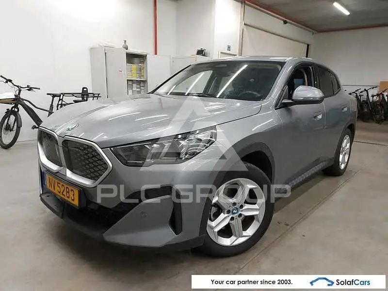 2025 BMW iX