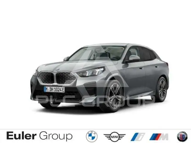 2025 BMW iX