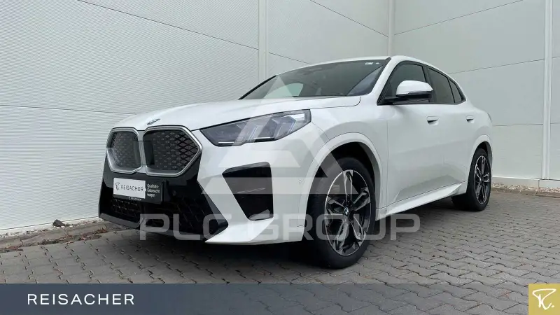 2025 BMW iX