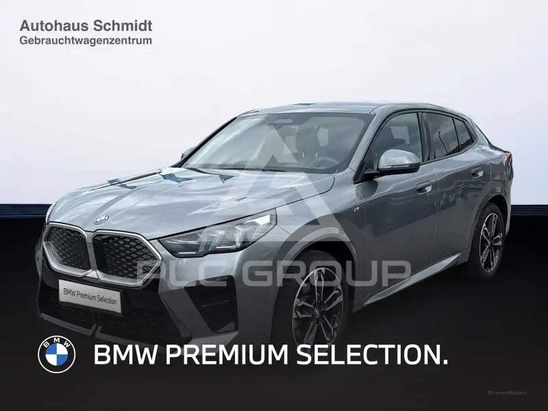2025 BMW iX