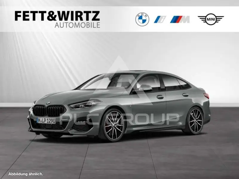 2025 BMW 220