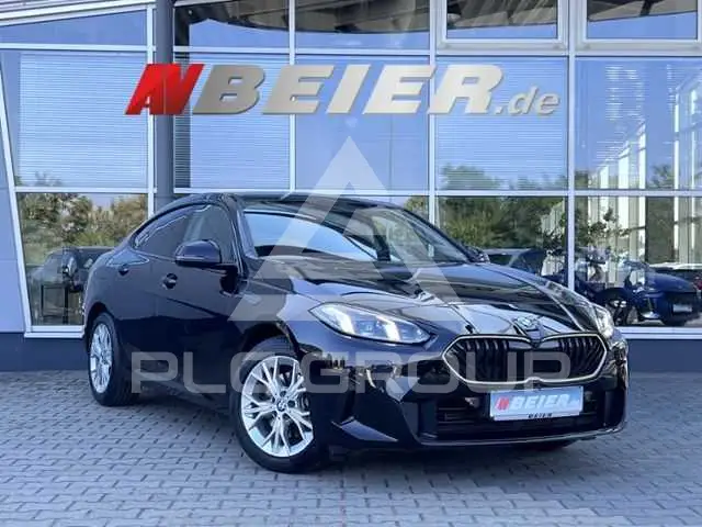 2025 BMW 220