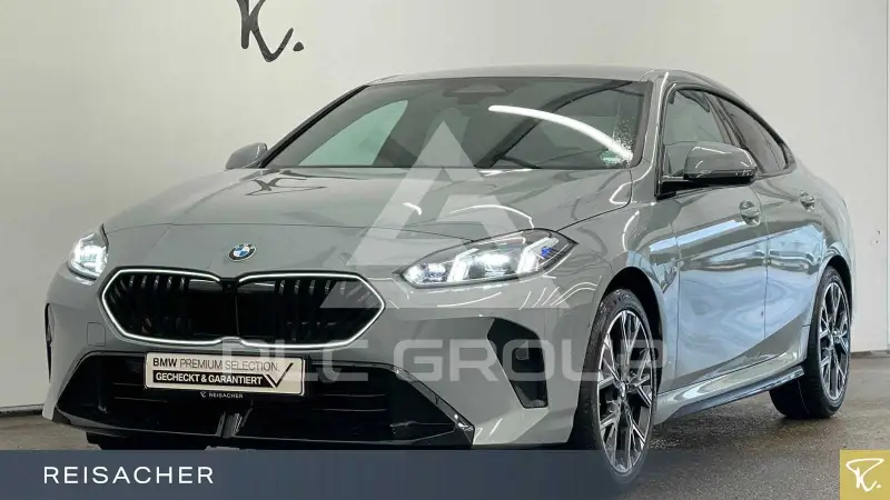 2025 BMW 220