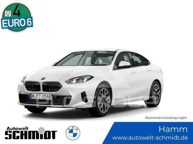2025 BMW 220