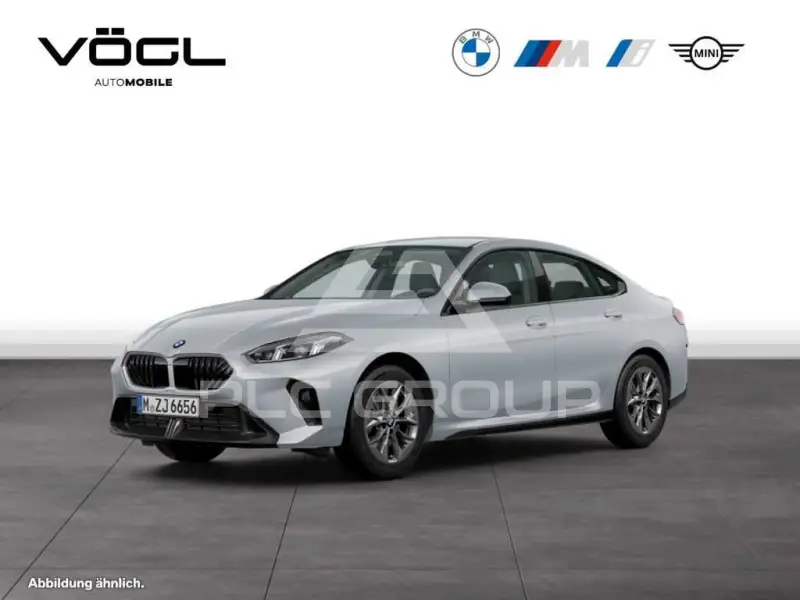 2025 BMW 220