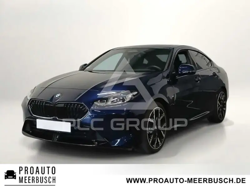 2025 BMW 220