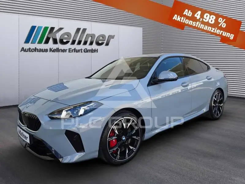 2025 BMW 220