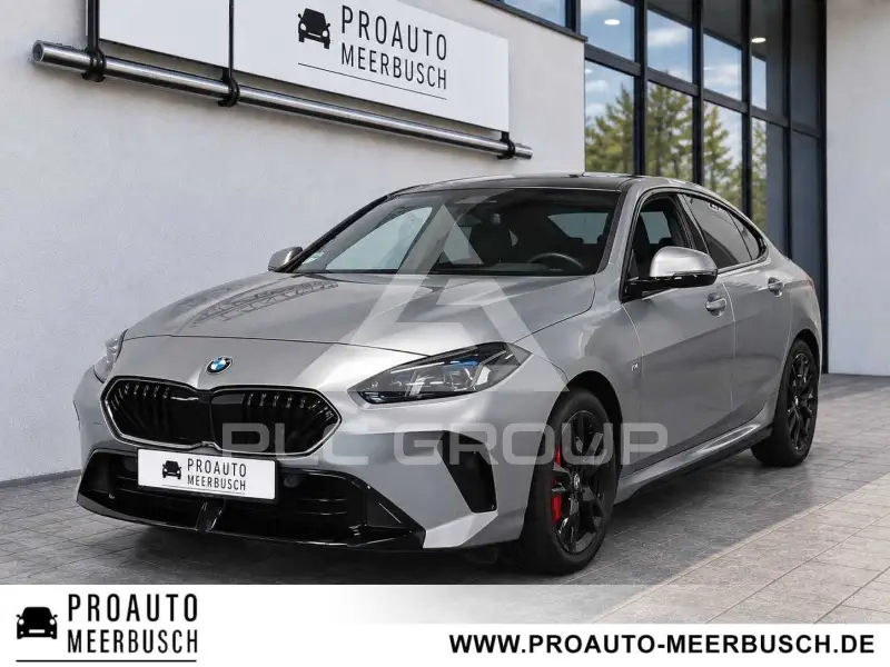 2025 BMW 220