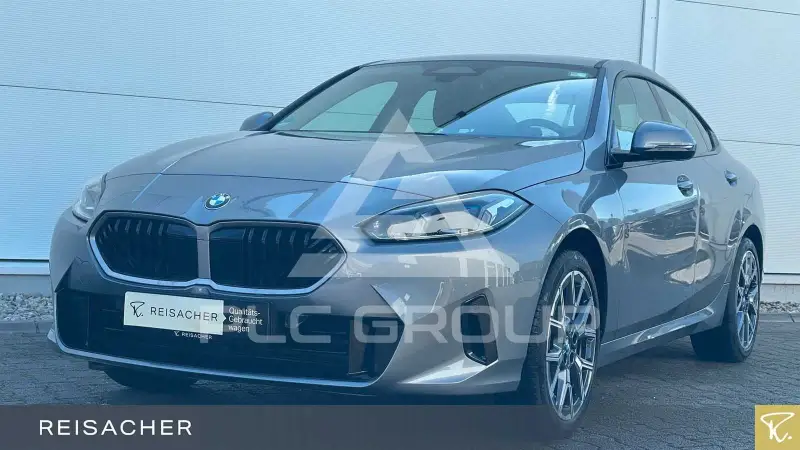 2025 BMW 220