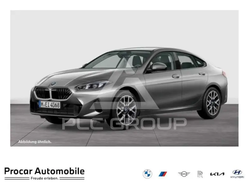 2025 BMW 220