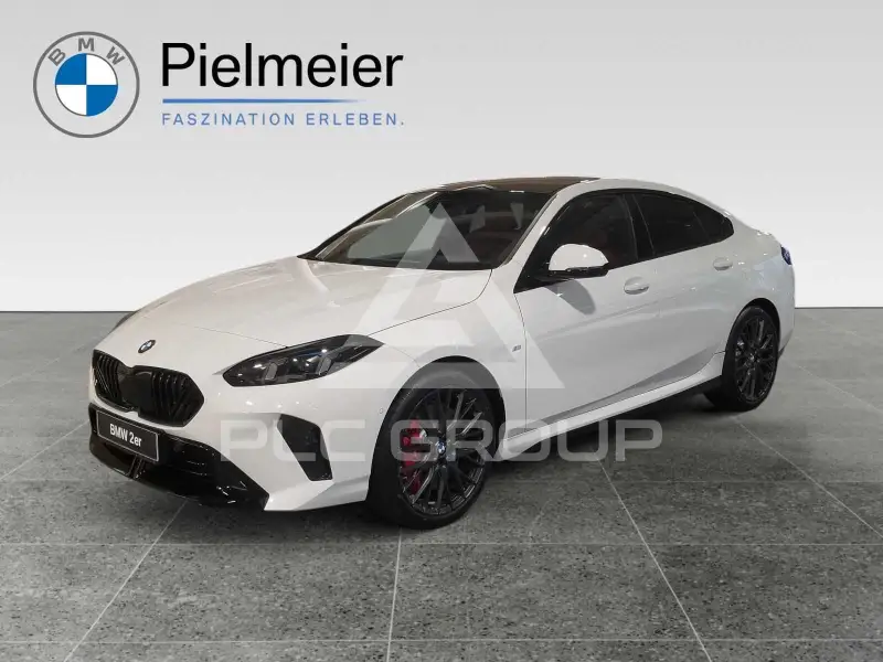 2025 BMW 220