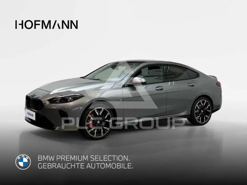 2025 BMW 220