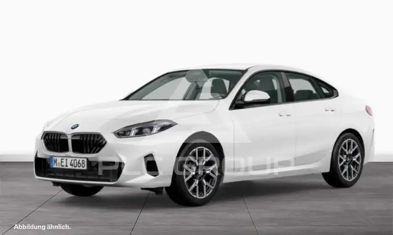 2025 BMW 220