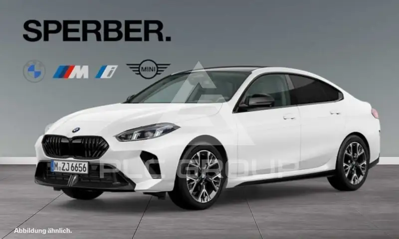 2025 BMW 220