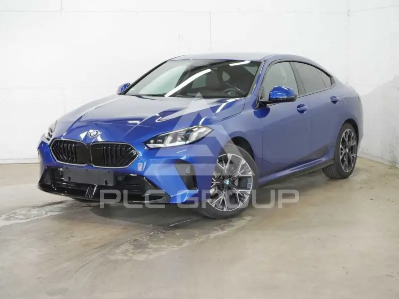 2025 BMW 220