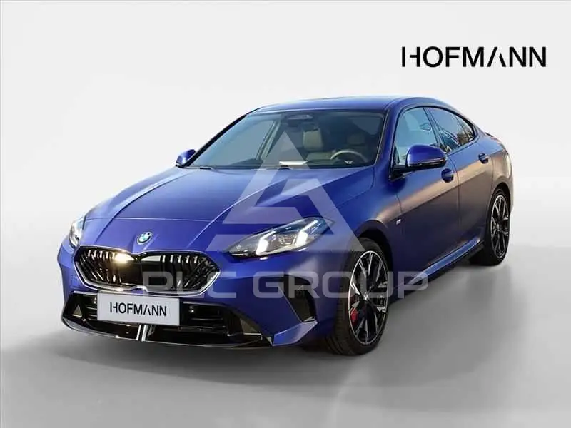 2025 BMW 220