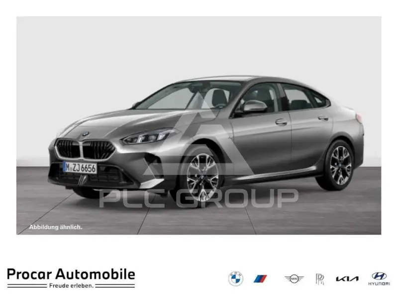 2025 BMW 220