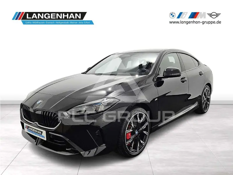 2025 BMW 220