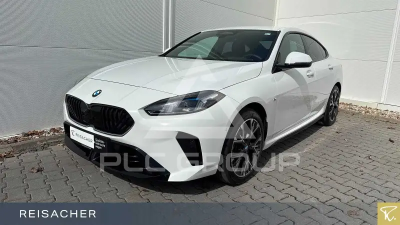2025 BMW 220