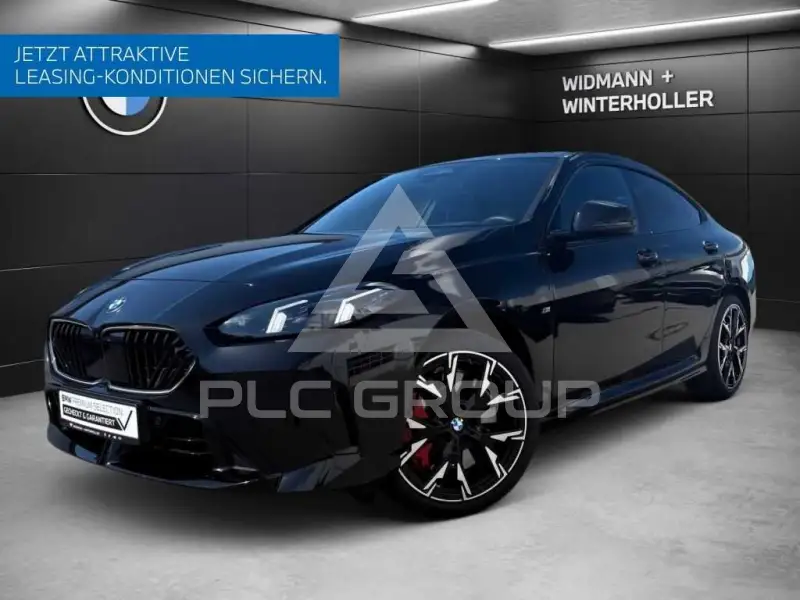 2025 BMW 220
