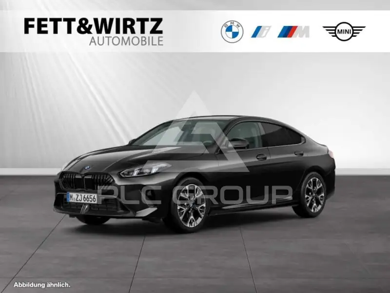 2025 BMW 220