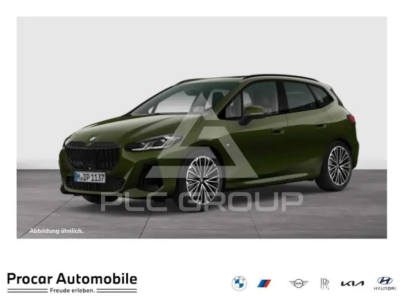 2025 BMW 223
