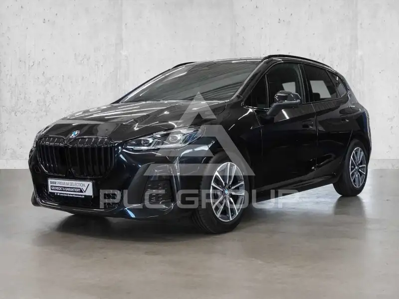 2025 BMW 223
