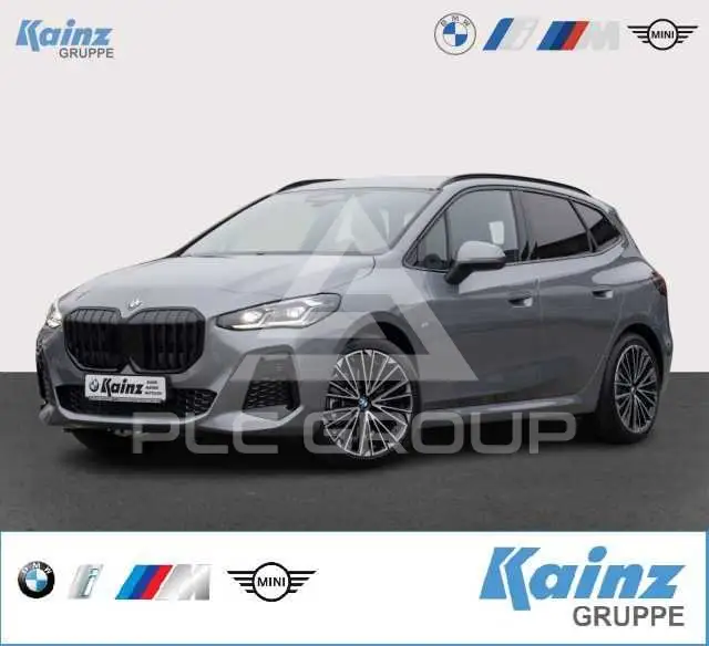 2025 BMW 223