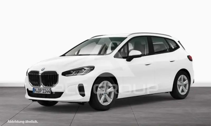 2025 BMW 223