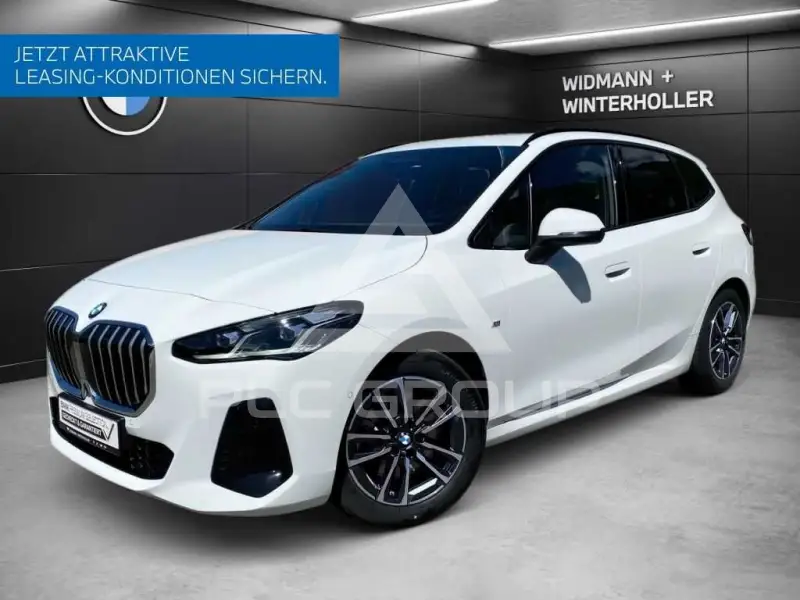 2025 BMW 223
