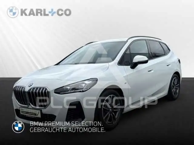 2025 BMW 223