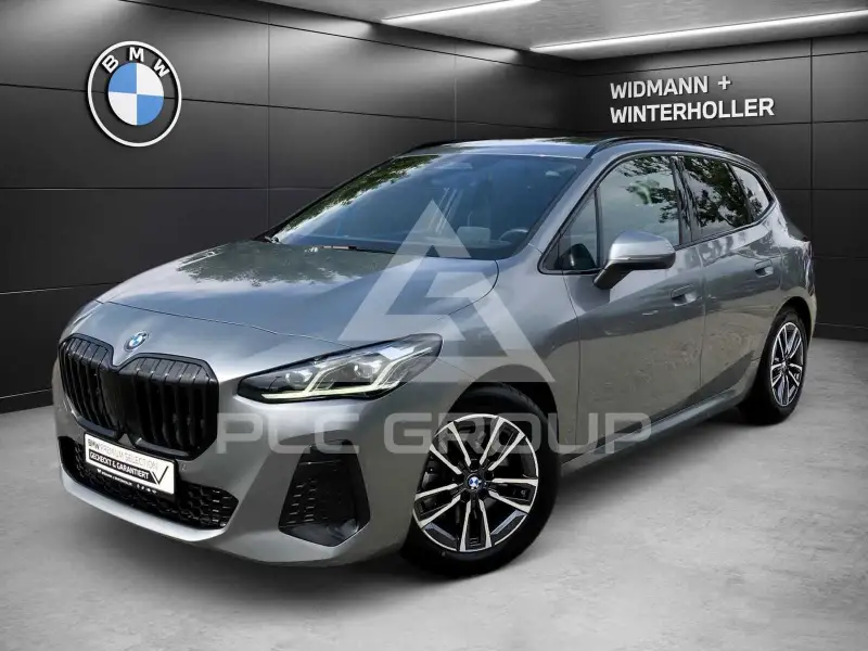 2025 BMW 223
