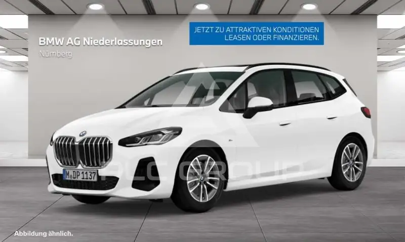 2025 BMW 223