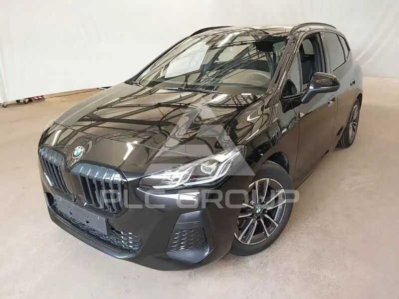 2025 BMW 223
