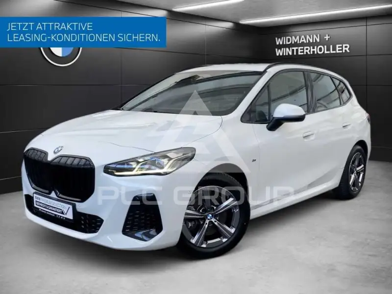 2025 BMW 223