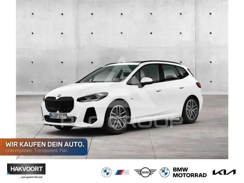 2025 BMW 223