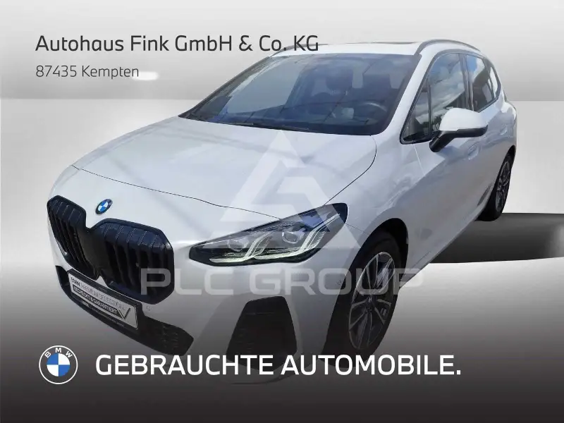 2025 BMW 223