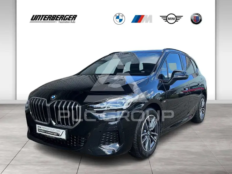 2025 BMW 223