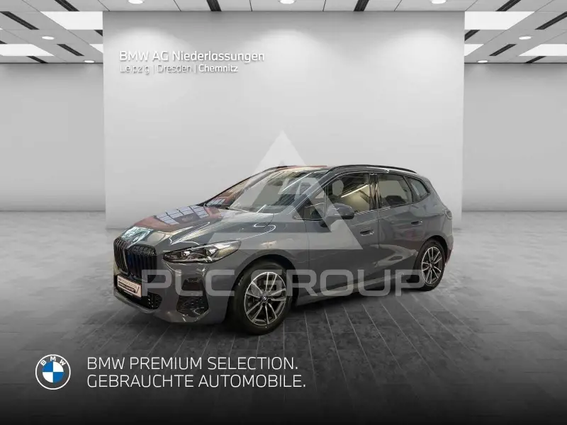 2025 BMW 223