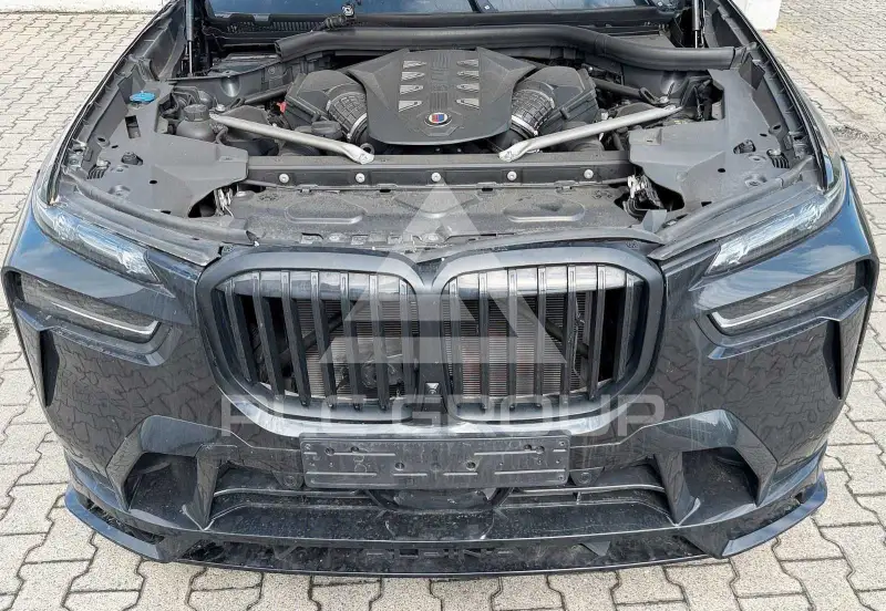 2025 BMW X7
