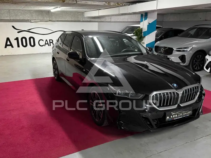 2025 BMW 530