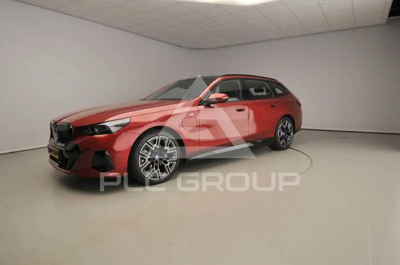2025 BMW 530