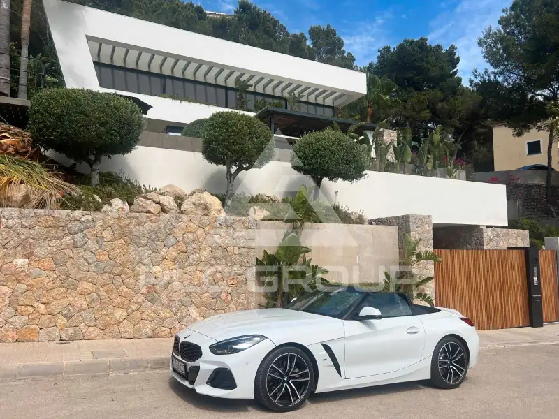 2025 BMW Z4