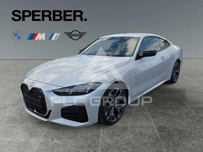 2025 BMW M4