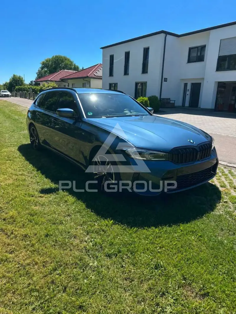2025 BMW 320